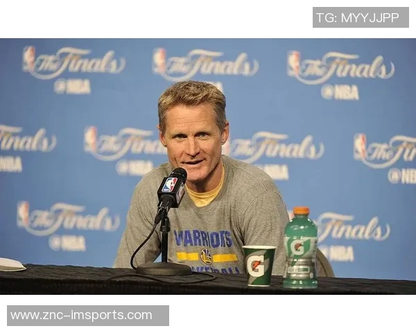 霍福德透露与库里沟通后决定加盟勇士队的心路历程