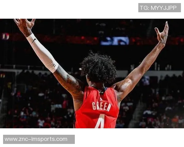 杰伦泰森表现出色14投6中三分球命中率高达33助力全队取得胜利 杰伦泰森表现出色14投6中三分球命中率高达33助力全队取得胜利